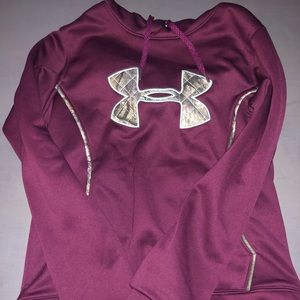 Women’s Under Armour Sweatshirt